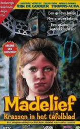 Madelief: Krassen in het tafelblad